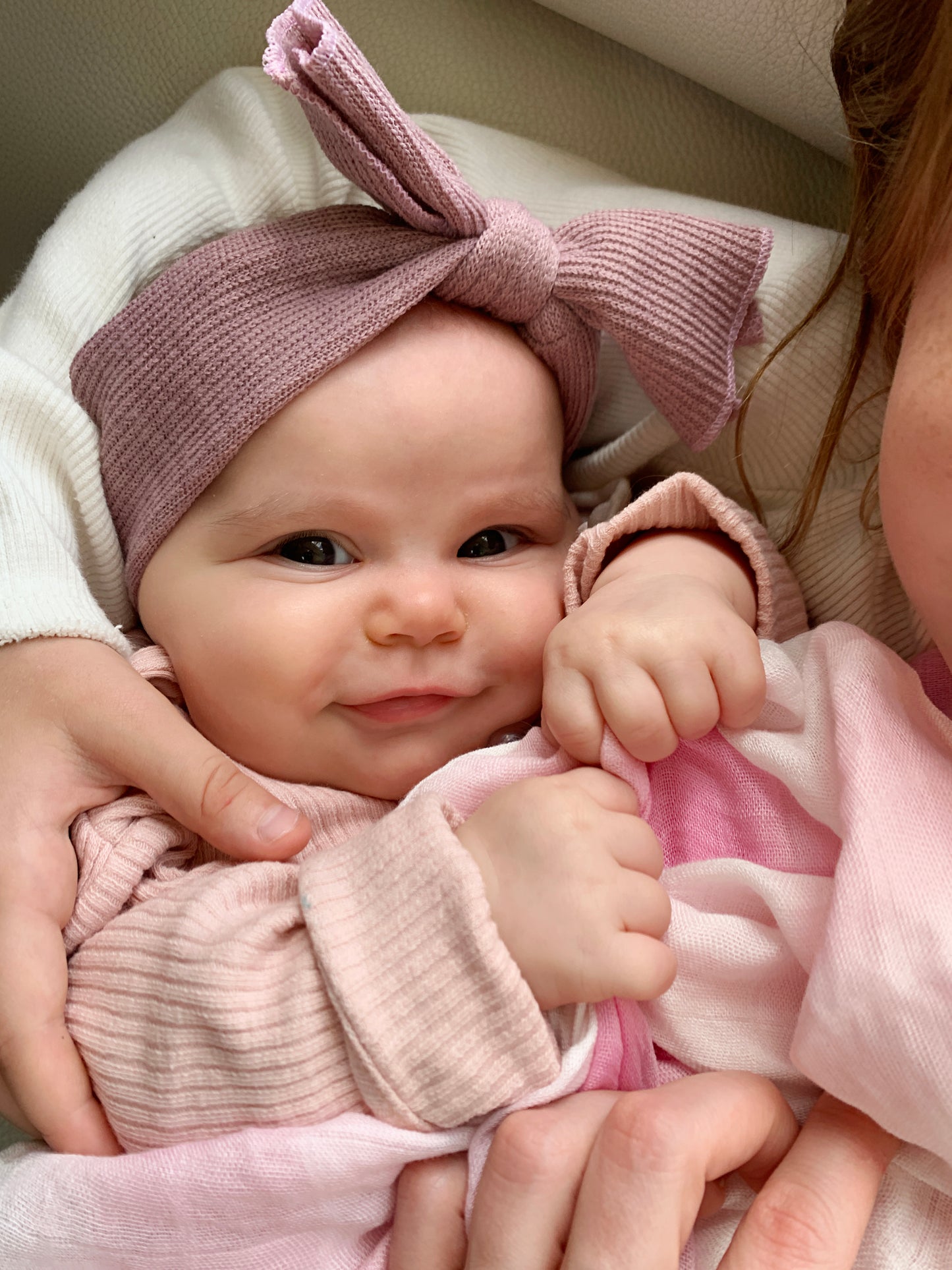 Knitted Bow Wrap - Camel