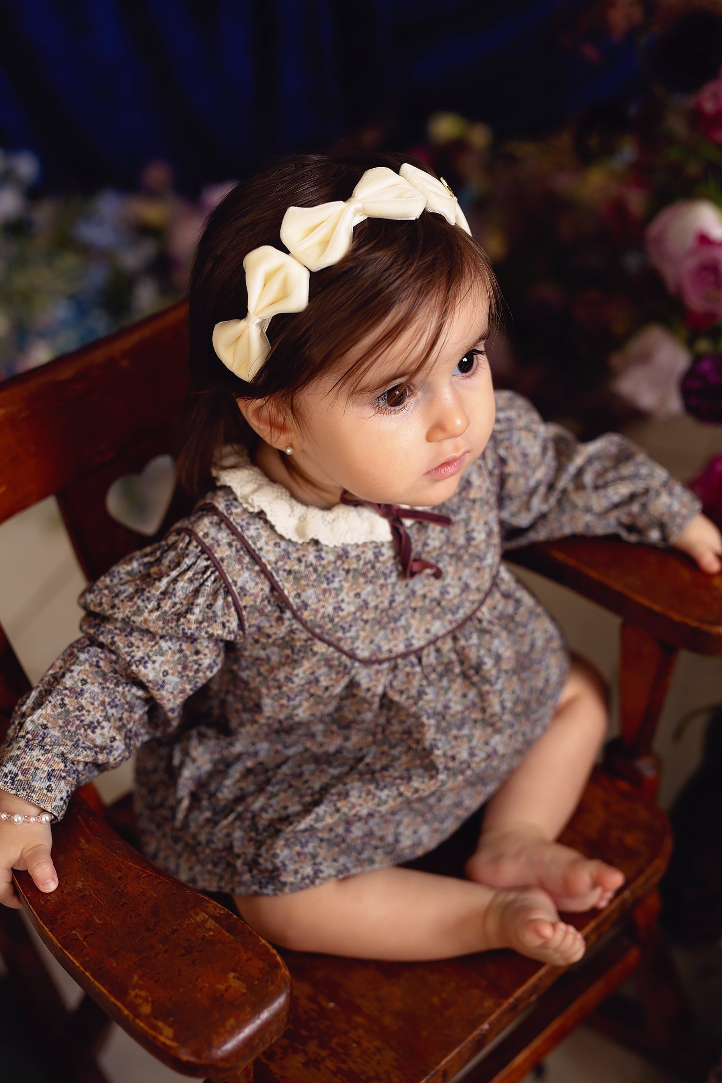 Tendu Velvet Wrap - White