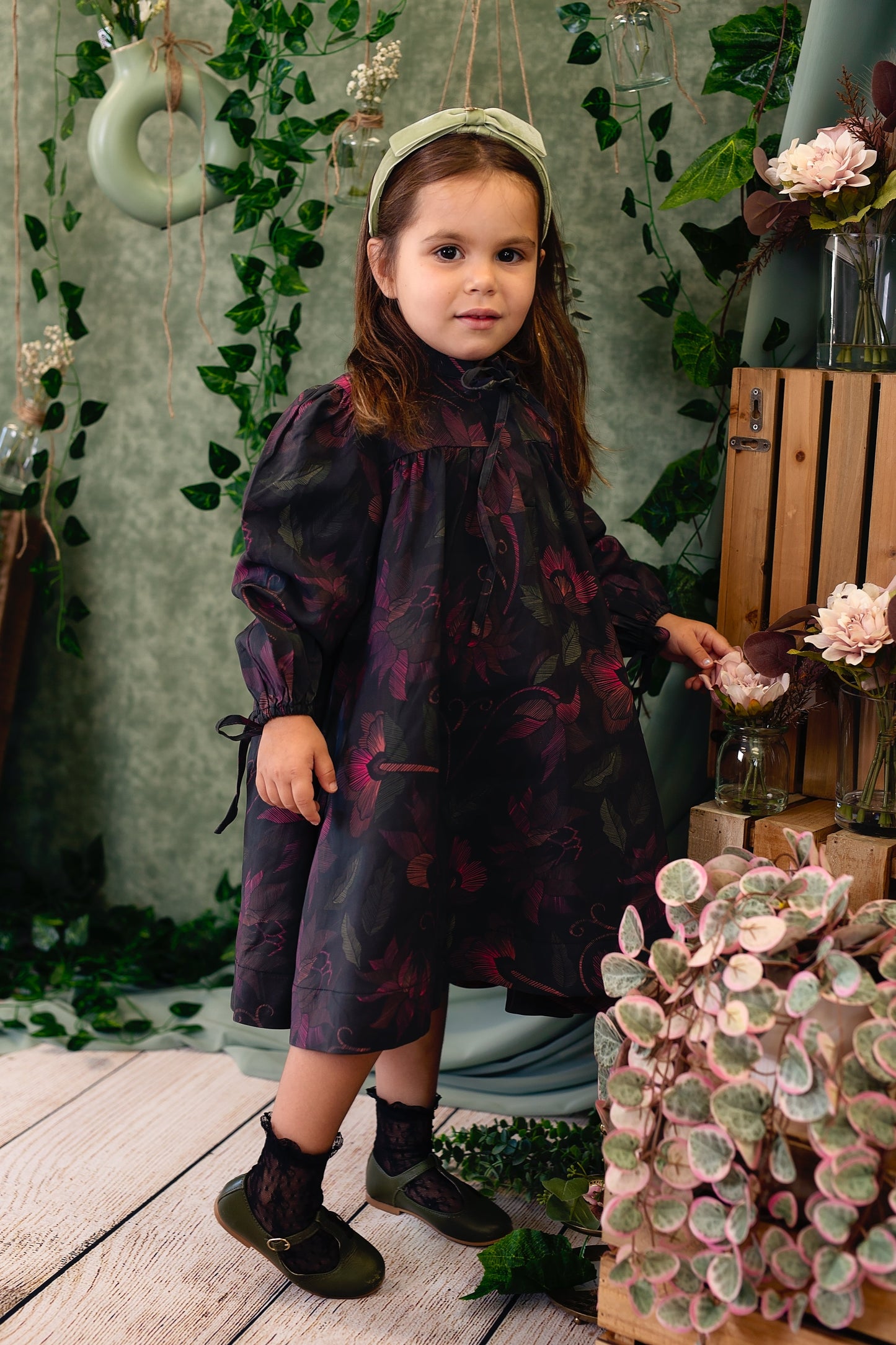 Matilda Velvet Headband - Black