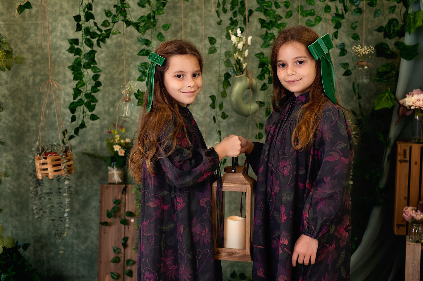 Rebecca Velvet Clip - Baby Pink