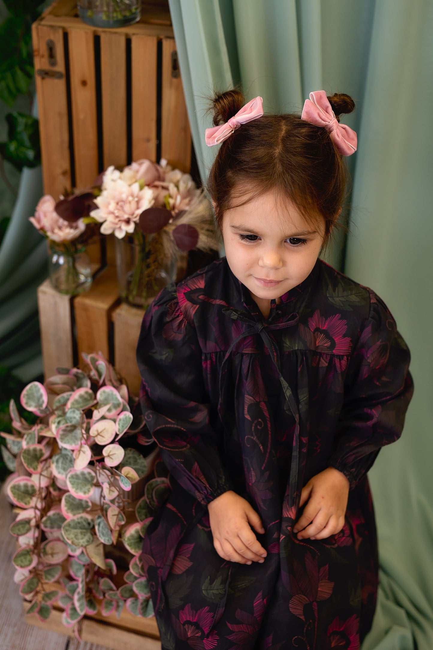 Mini Dahlia Piggy Clip Set - Black