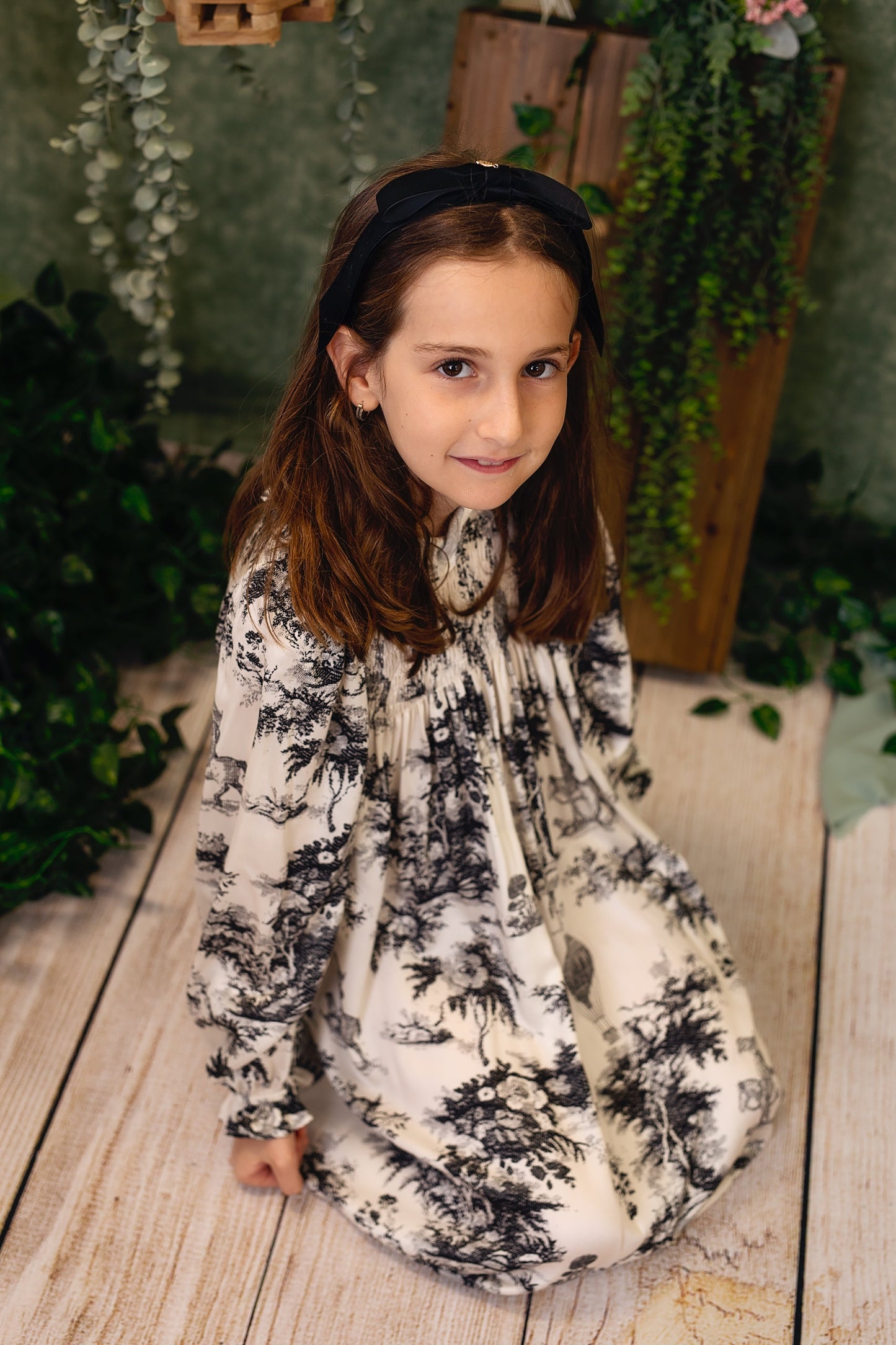 Matilda Velvet Headband - White