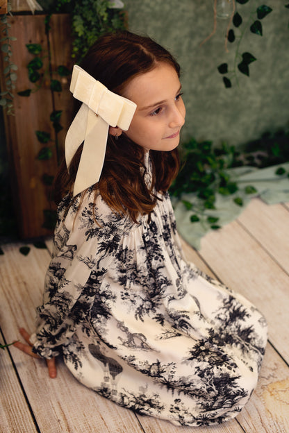 The Gala Bow Clip - White