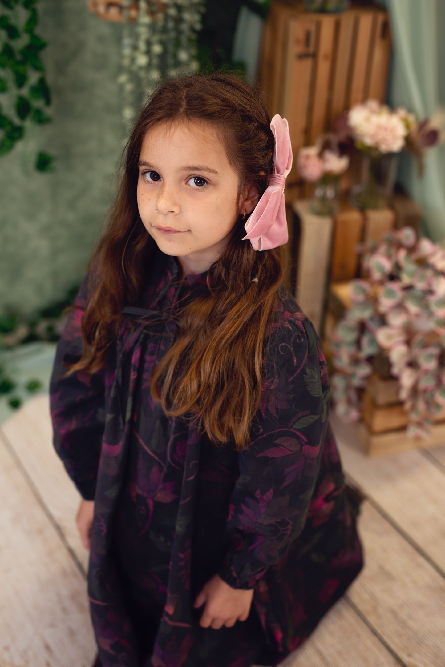 Dahlia Velvet Clip - Emerald Green